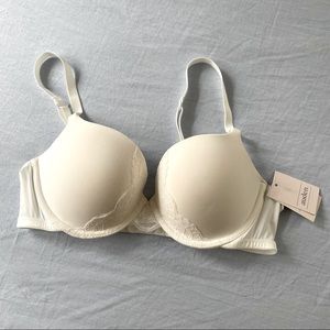 NWT Auden Plunge Coverage Push Up Bra